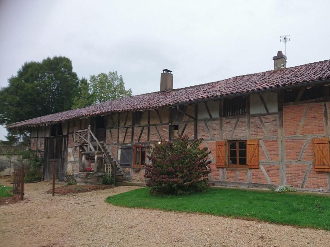 A La Poularde B&B Curciat-Dongalon Εξωτερικό φωτογραφία